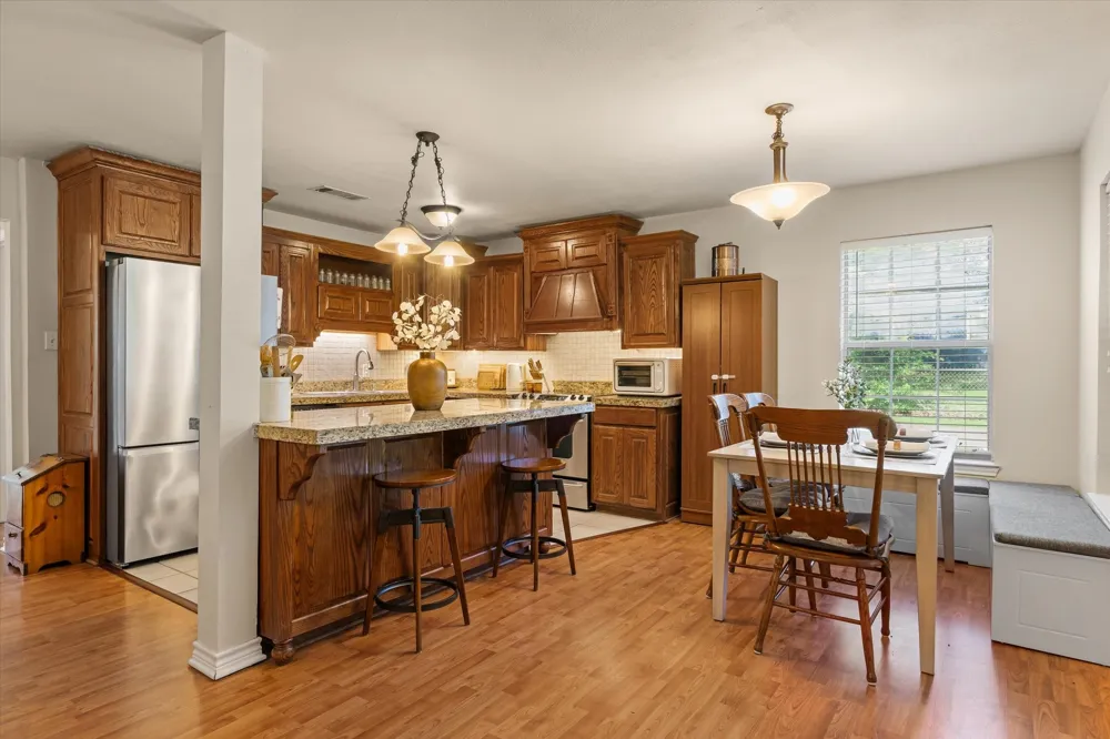720 E High Street Grand Saline, TX 75140