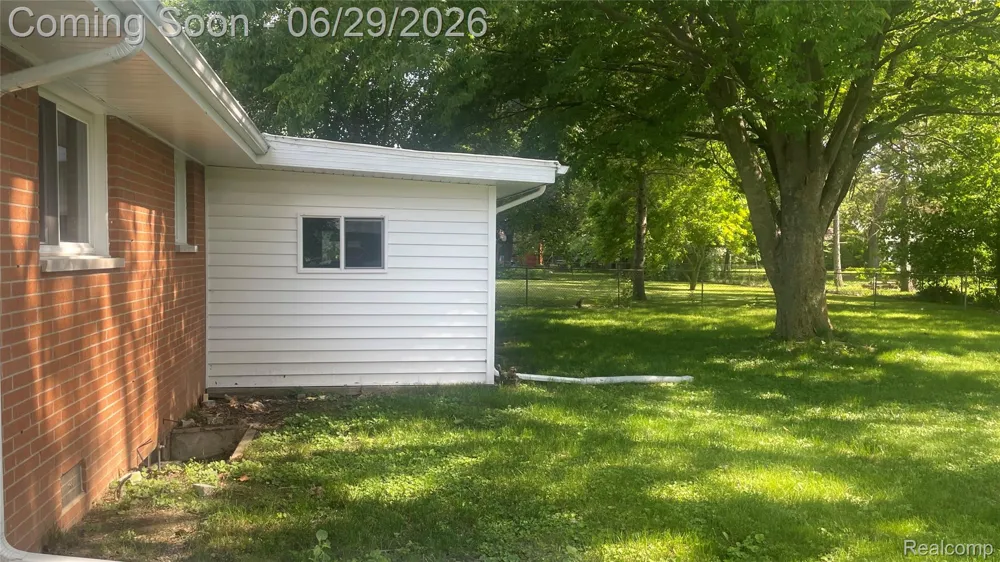 2966 Burlington Drive Buena Vista Charter Township, MI 48601