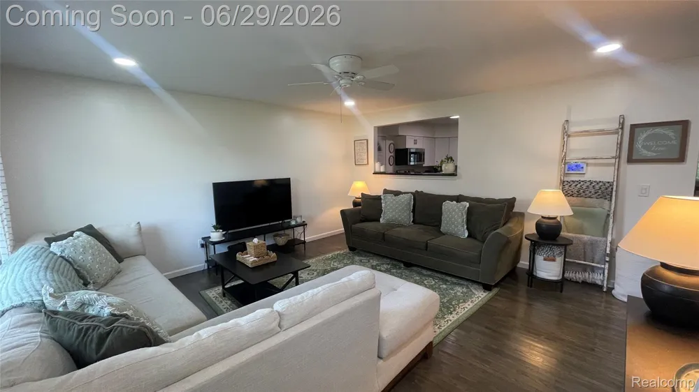 2966 Burlington Drive Buena Vista Charter Township, MI 48601