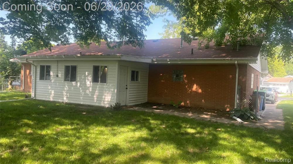 2966 Burlington Drive Buena Vista Charter Township, MI 48601