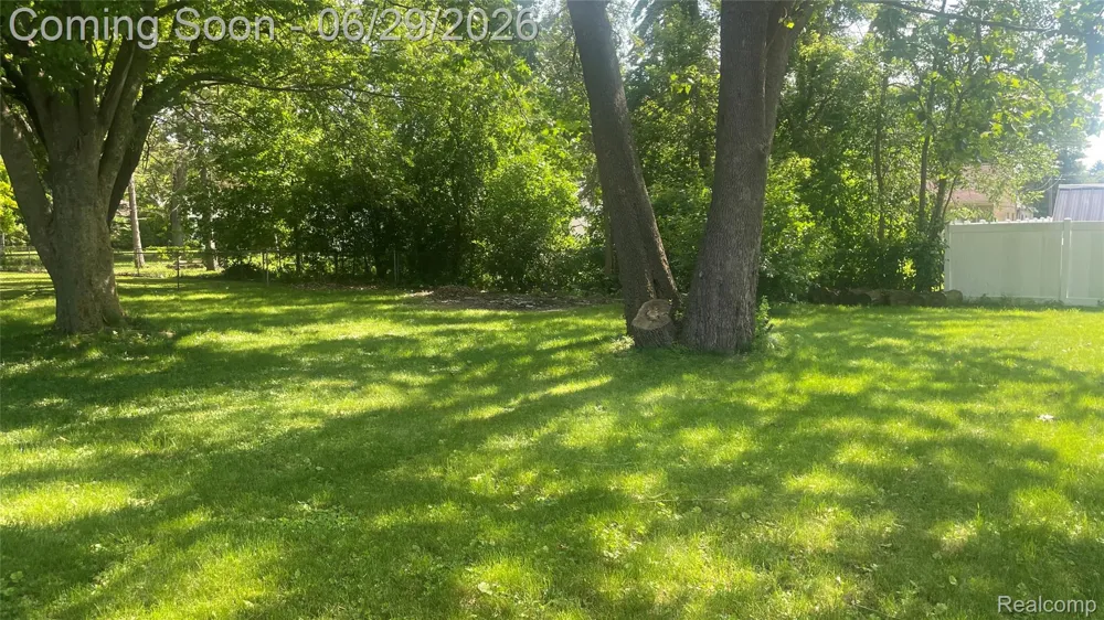 2966 Burlington Drive Buena Vista Charter Township, MI 48601