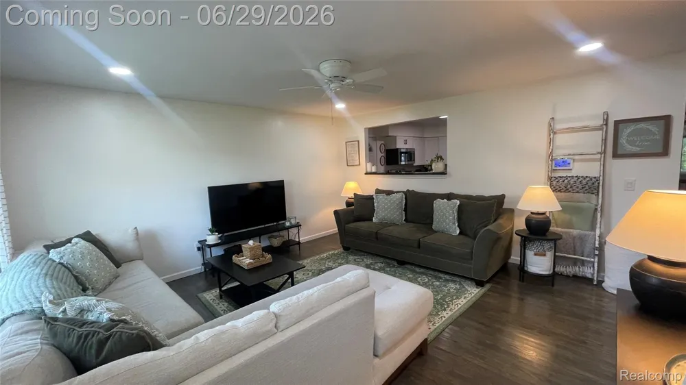 2966 Burlington Drive Buena Vista Charter Township, MI 48601