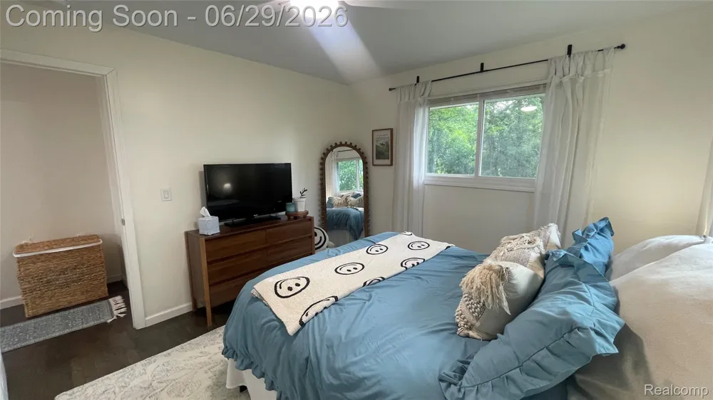 2966 Burlington Drive Buena Vista Charter Township, MI 48601