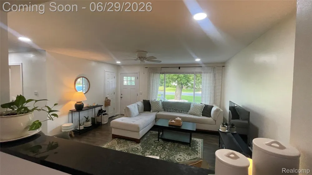 2966 Burlington Drive Buena Vista Charter Township, MI 48601