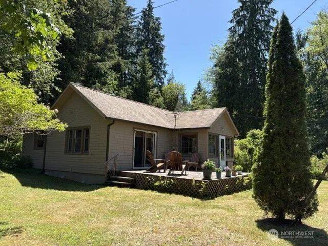 478 South Shore Road Quinault, WA 98575
