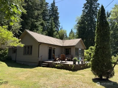 478 South Shore Road