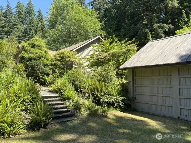 478 South Shore Road Quinault, WA 98575