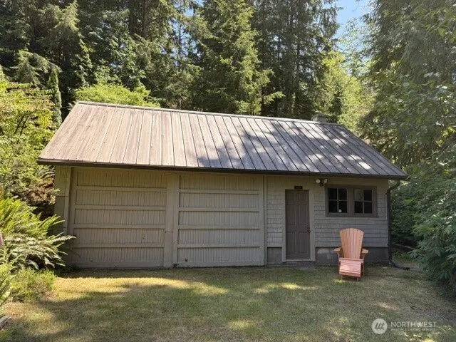 478 South Shore Road Quinault, WA 98575