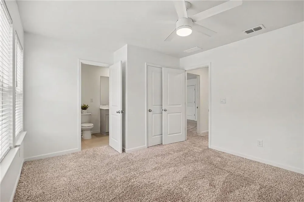 5473 Plain Field Lane Lilburn, GA 30047