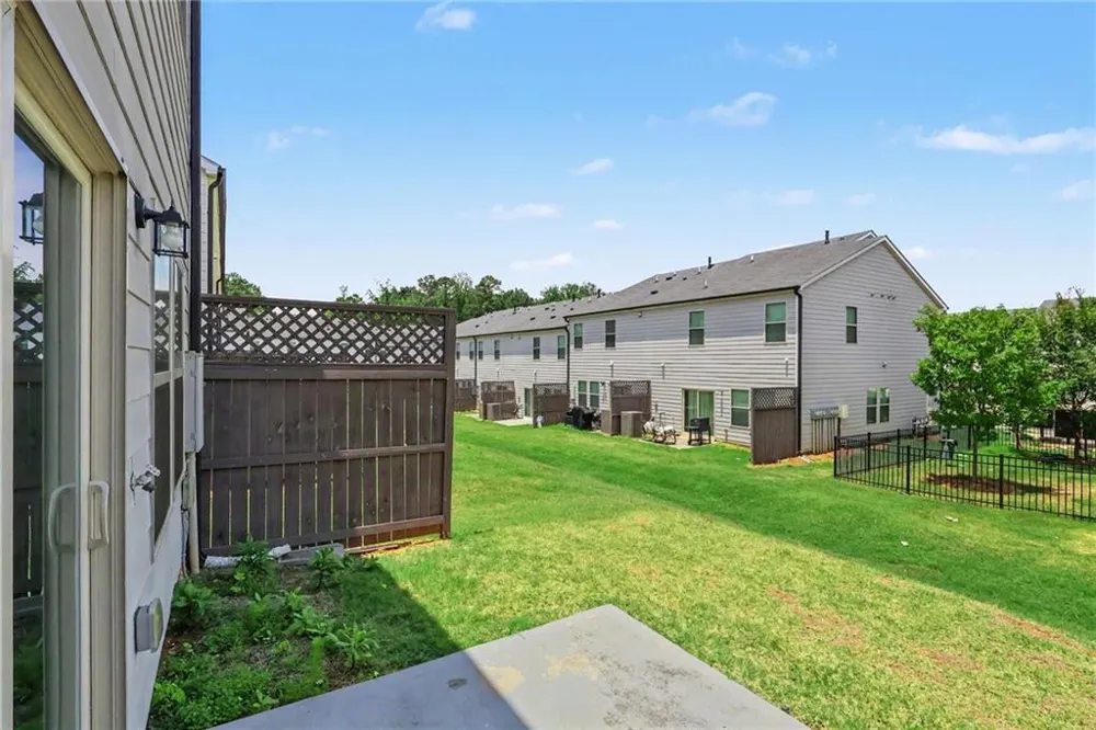 5473 Plain Field Lane Lilburn, GA 30047