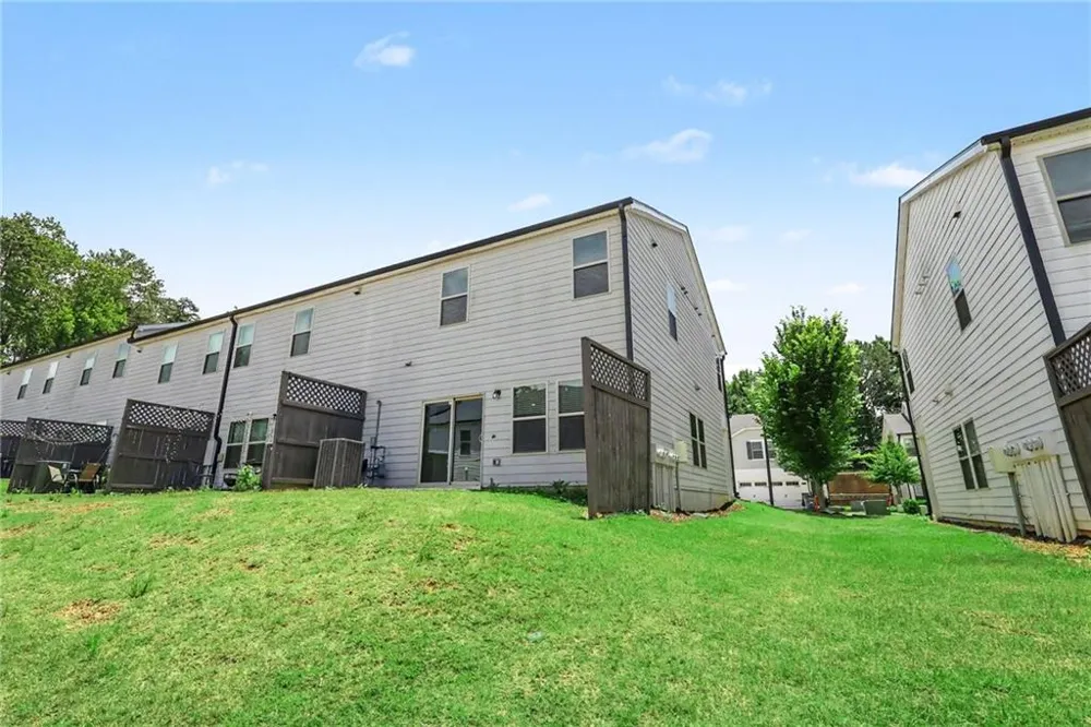 5473 Plain Field Lane Lilburn, GA 30047