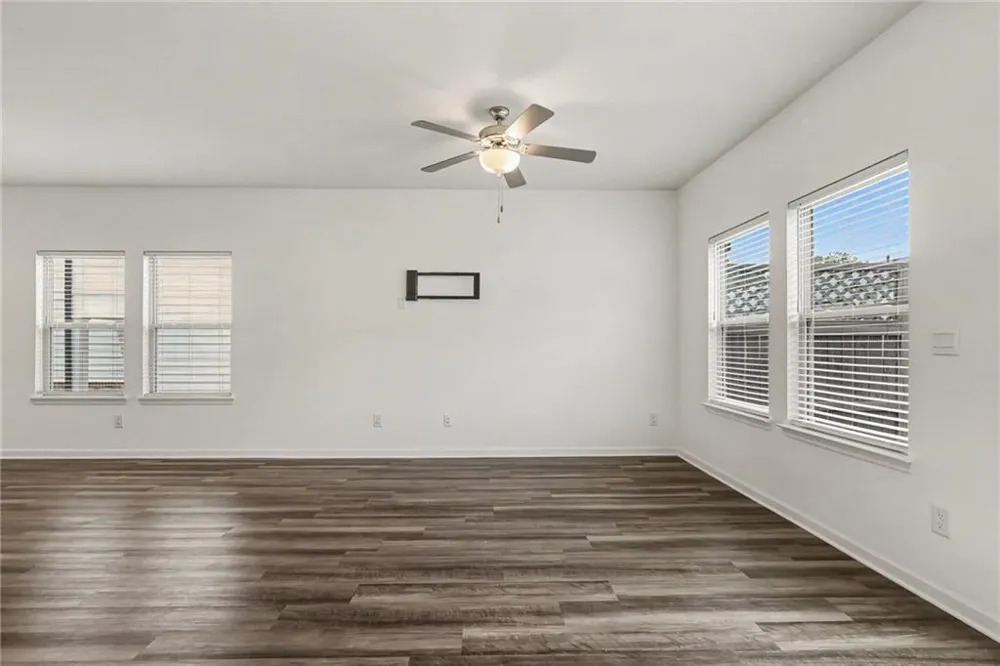 5473 Plain Field Lane Lilburn, GA 30047
