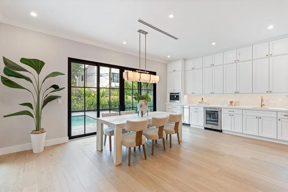 1016 SE 8th Street Fort Lauderdale, FL 33316