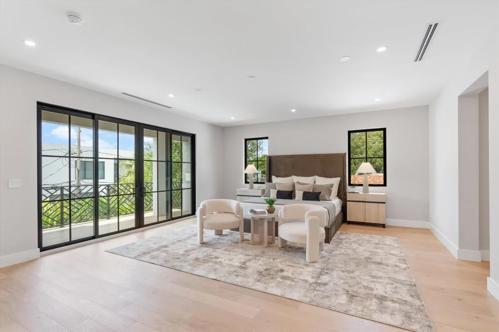 1016 SE 8th Street Fort Lauderdale, FL 33316