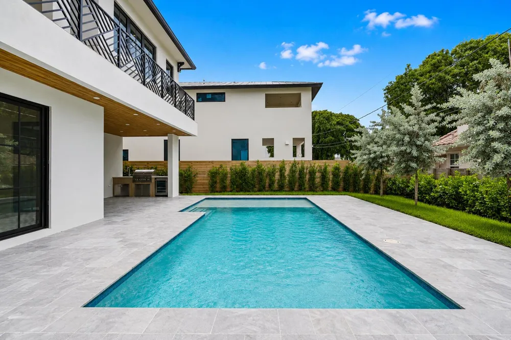 1016 SE 8th Street Fort Lauderdale, FL 33316