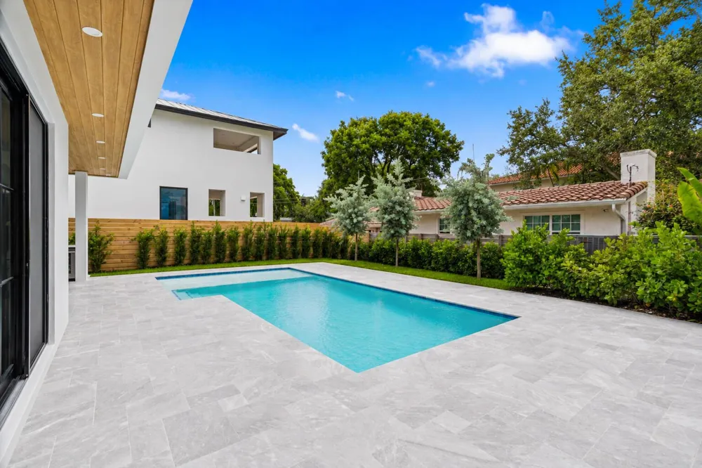 1016 SE 8th Street Fort Lauderdale, FL 33316