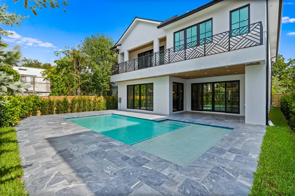 1016 SE 8th Street Fort Lauderdale, FL 33316