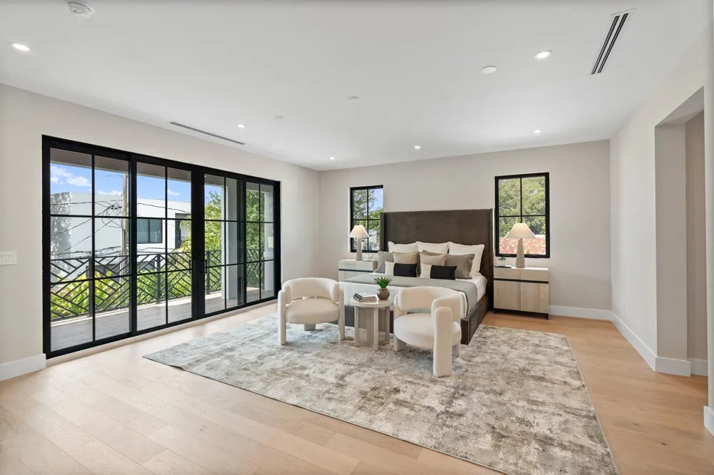 1016 SE 8th Street Fort Lauderdale, FL 33316