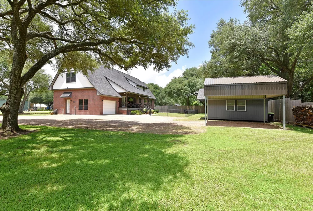 14323 Buffalo Street Needville, TX 77461