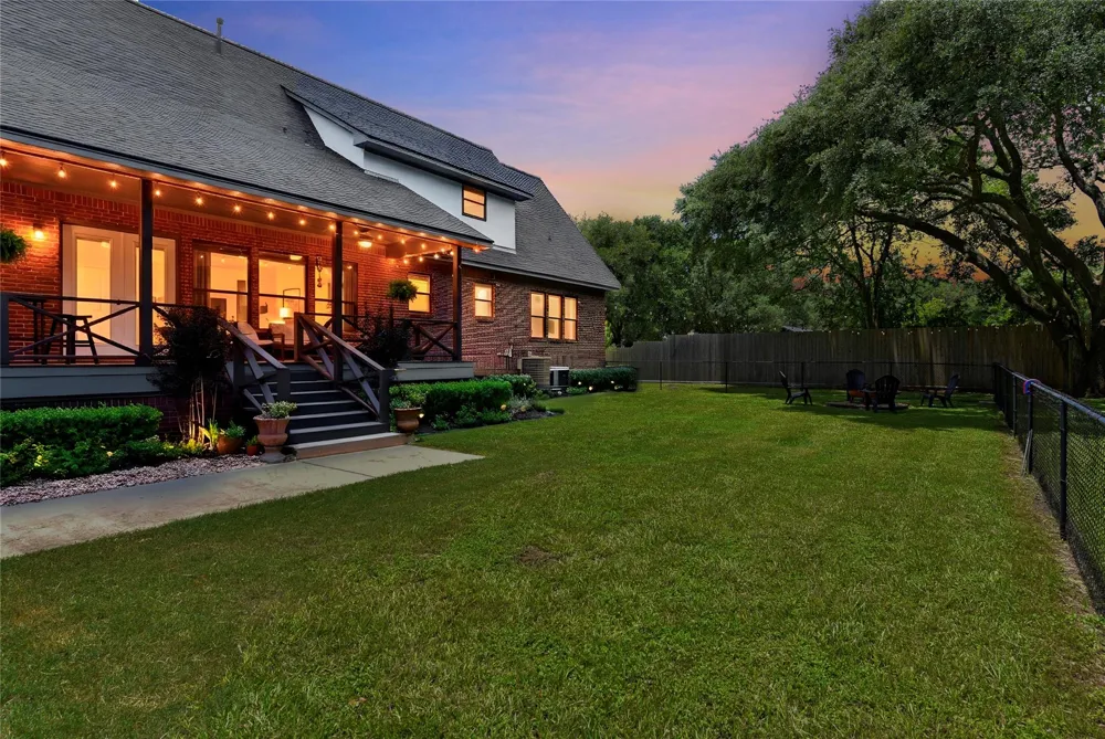 14323 Buffalo Street Needville, TX 77461