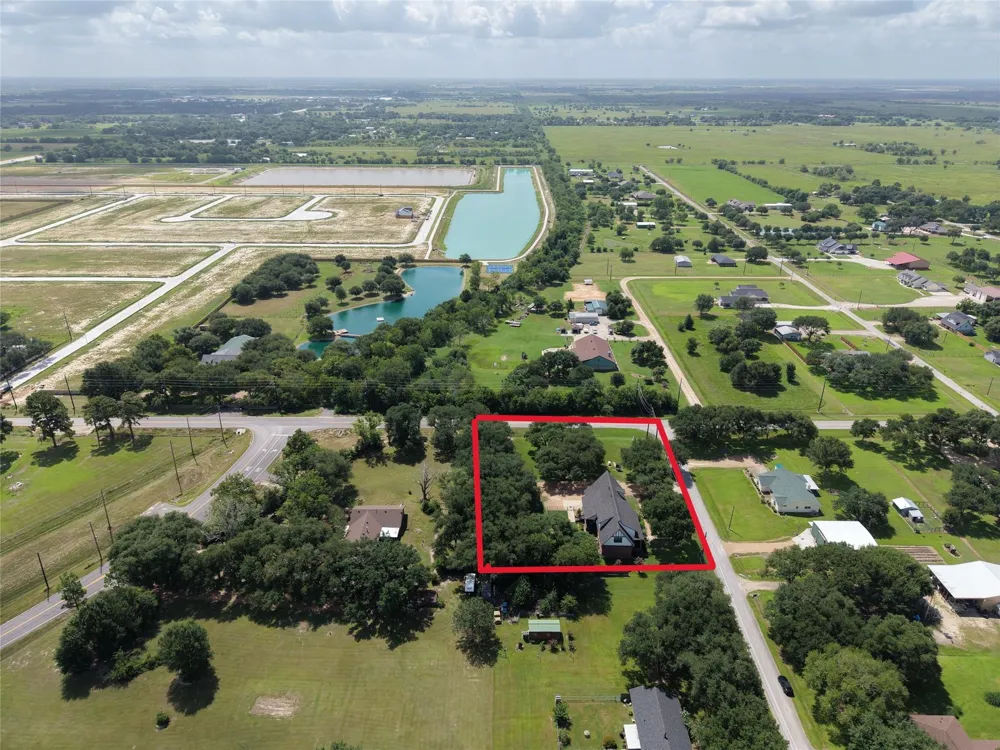 14323 Buffalo Street Needville, TX 77461