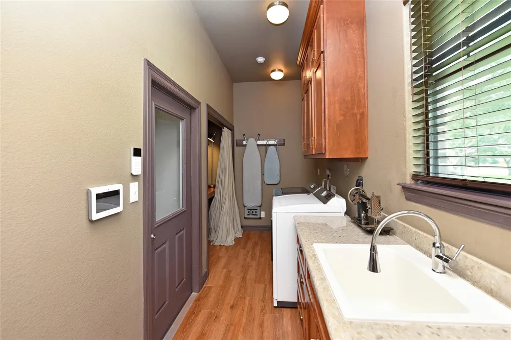 14323 Buffalo Street Needville, TX 77461