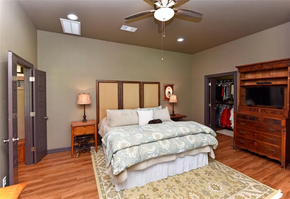 14323 Buffalo Street Needville, TX 77461