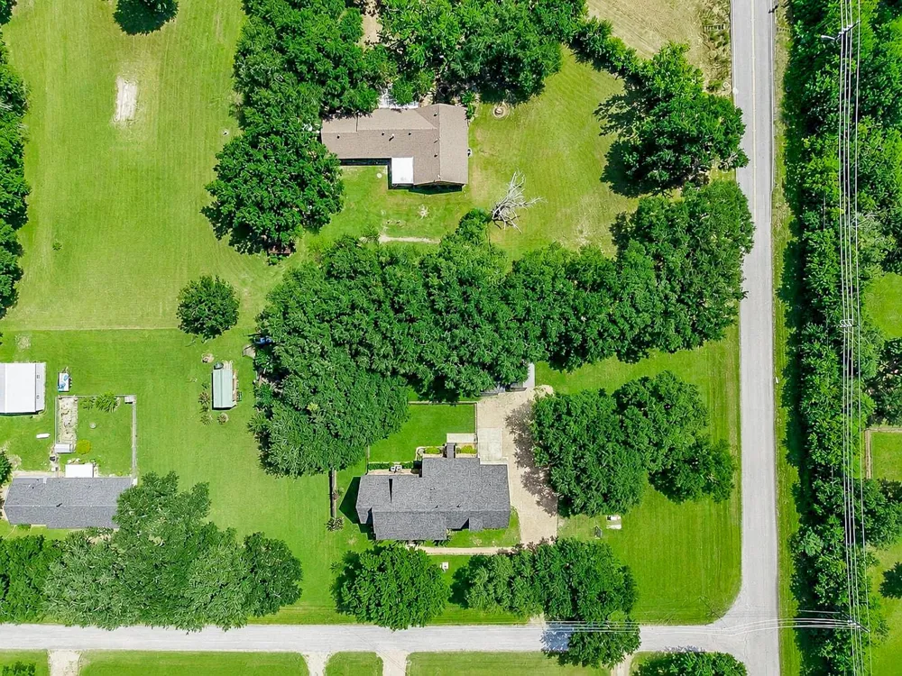14323 Buffalo Street Needville, TX 77461