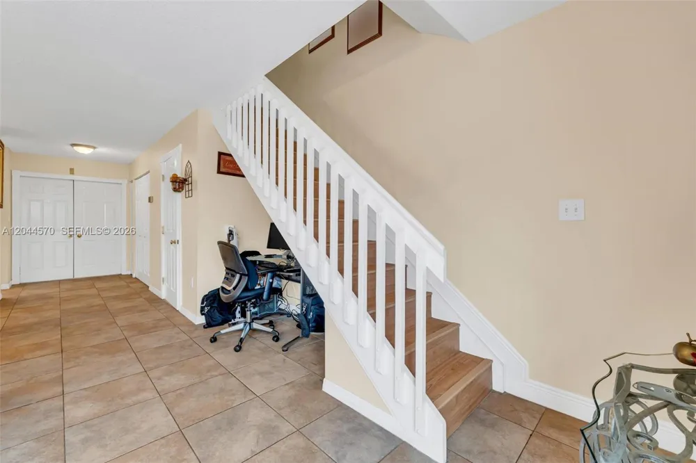10857 NW 8th St Pembroke Pines, FL 33026