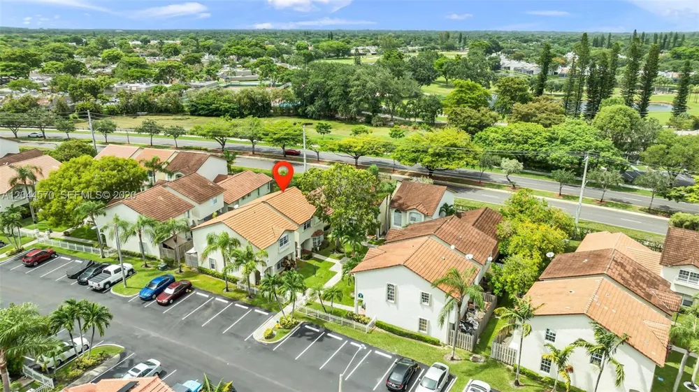 10857 NW 8th St Pembroke Pines, FL 33026