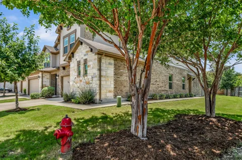 2304 S Lakeline Boulevard #481