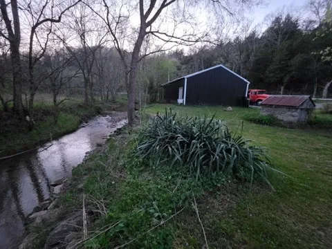 8216 Gassaway Rd