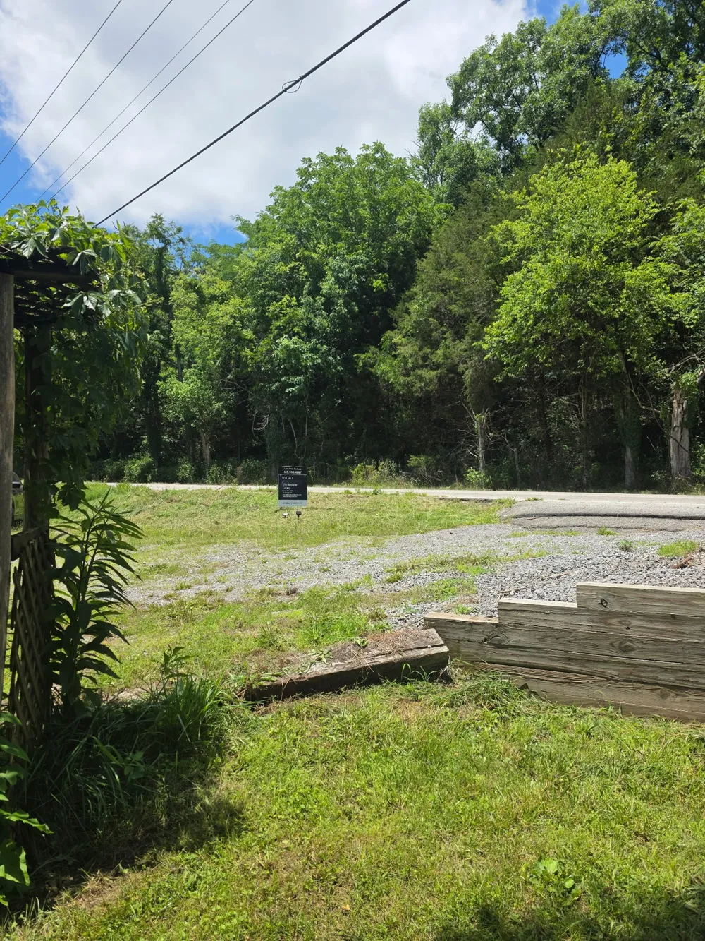 8216 Gassaway Rd Woodbury, TN 37190