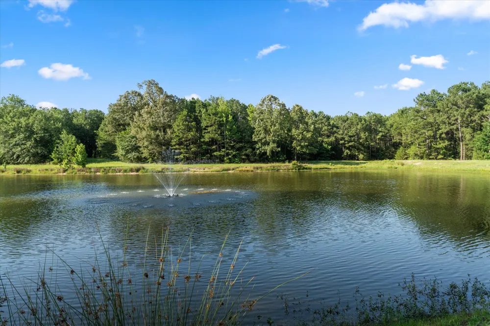 4940 Frontage Road Winfield, TX 75493