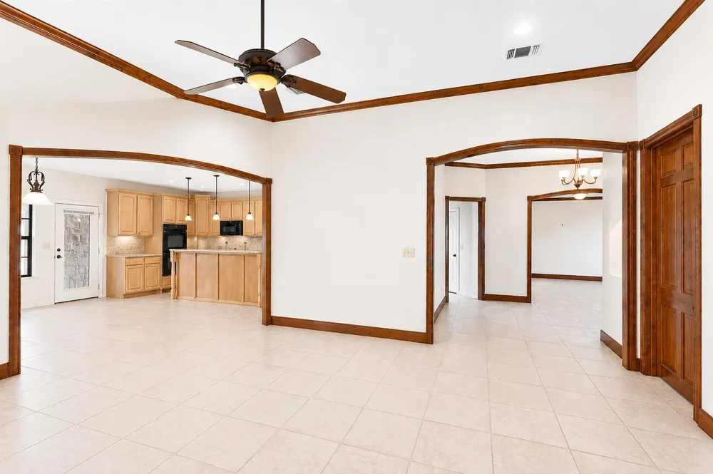 4940 Frontage Road Winfield, TX 75493