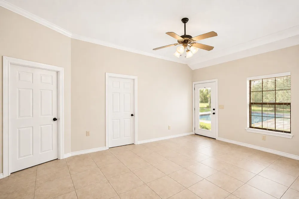 4940 Frontage Road Winfield, TX 75493