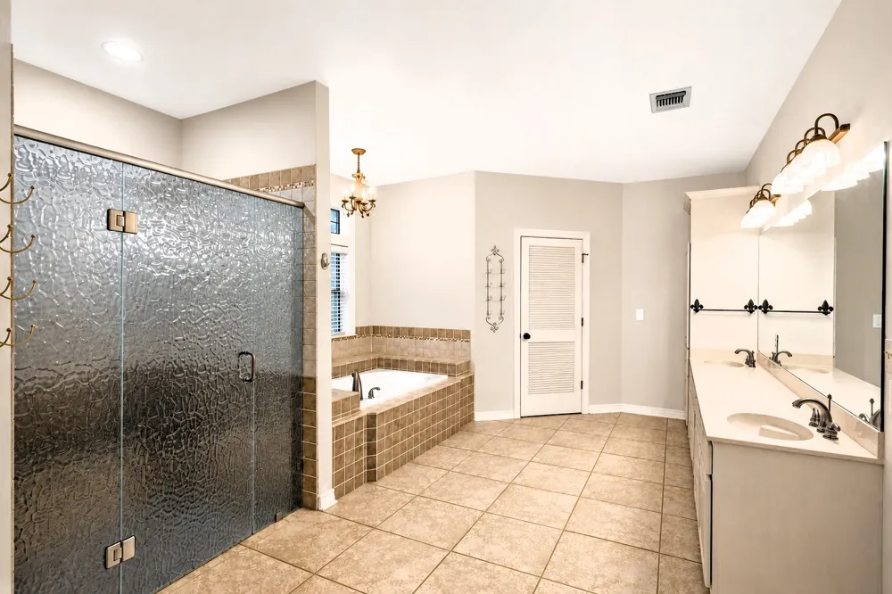 4940 Frontage Road Winfield, TX 75493