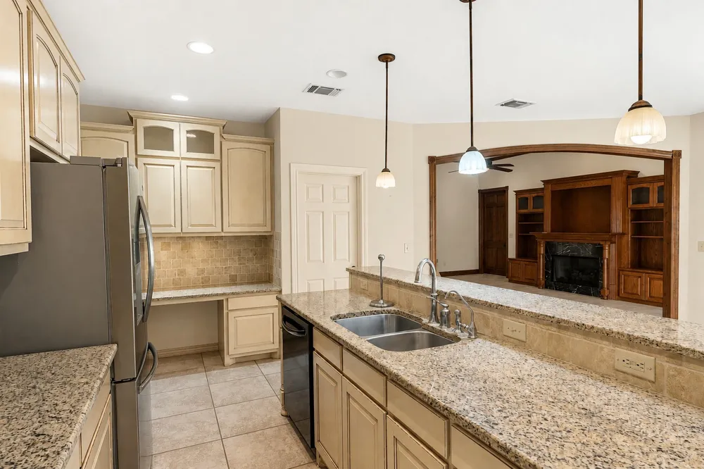 4940 Frontage Road Winfield, TX 75493