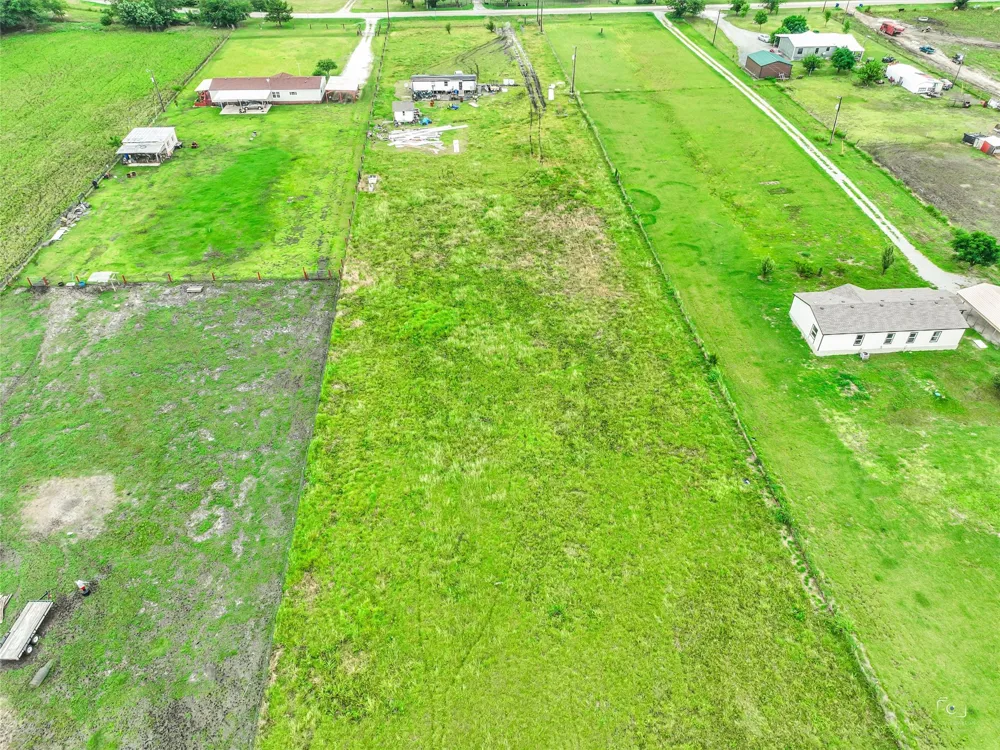 8300 FM 697 Whitewright, TX 75491