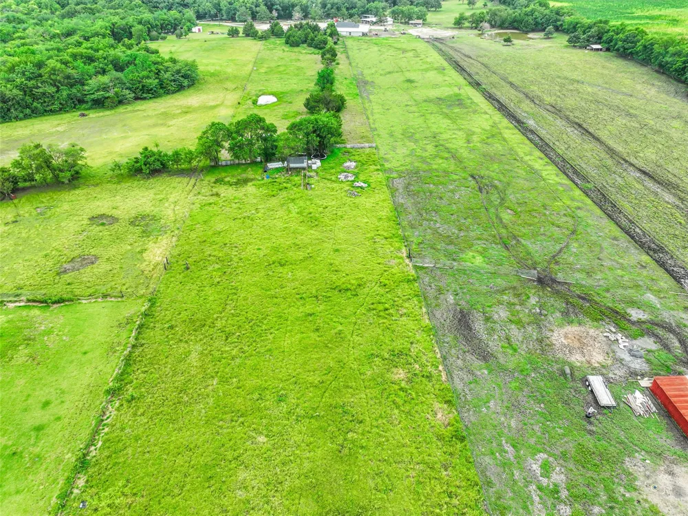 8300 FM 697 Whitewright, TX 75491