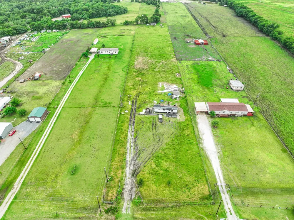8300 FM 697 Whitewright, TX 75491