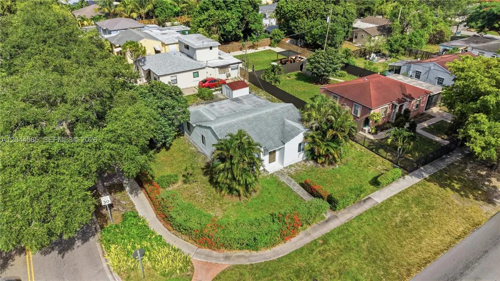 12475 NW 10th Ave North Miami, FL 33168