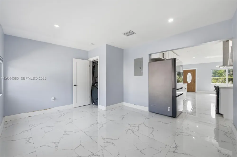 12475 NW 10th Ave North Miami, FL 33168