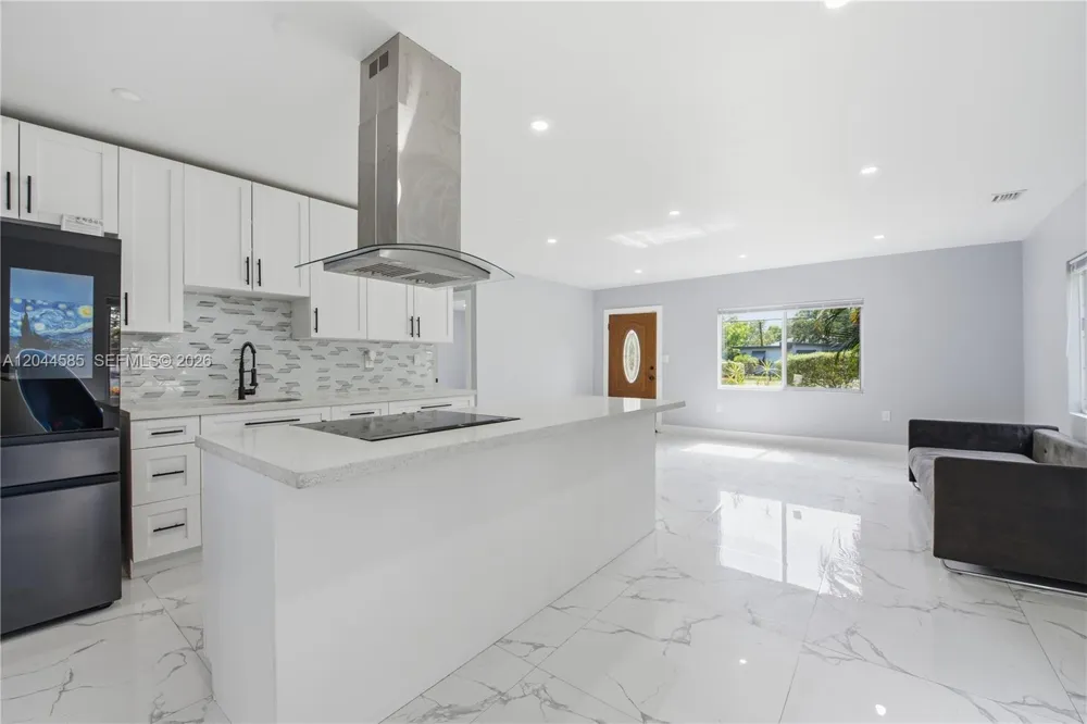 12475 NW 10th Ave North Miami, FL 33168