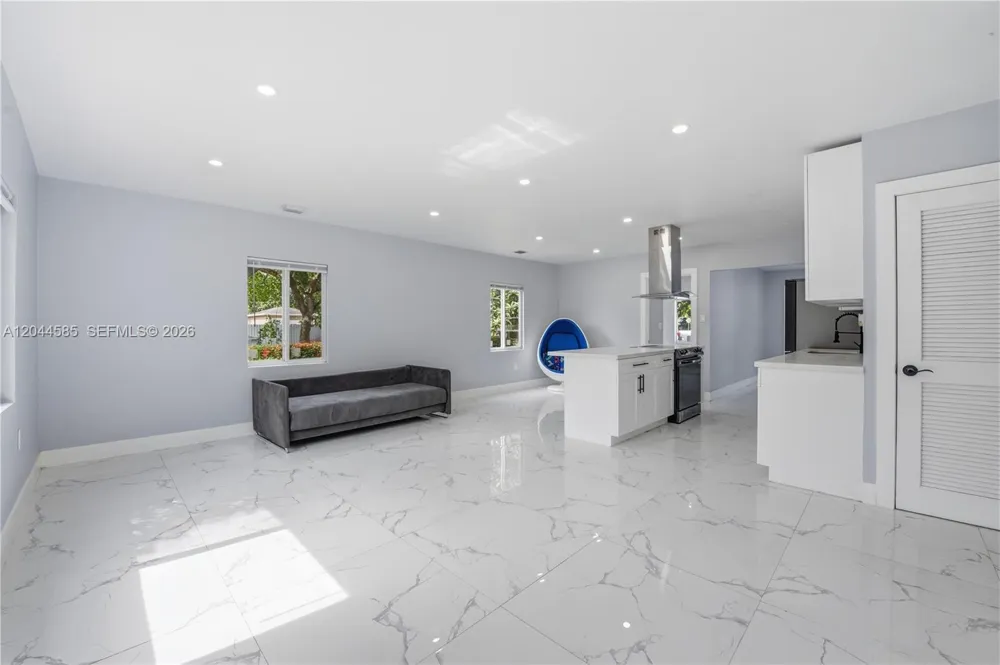 12475 NW 10th Ave North Miami, FL 33168