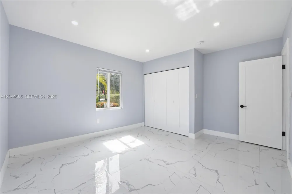 12475 NW 10th Ave North Miami, FL 33168