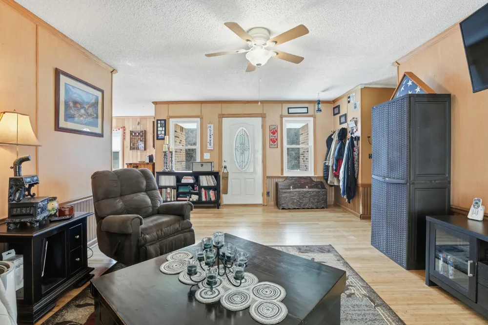 275 Lakeside Dr Carthage, TN 37030