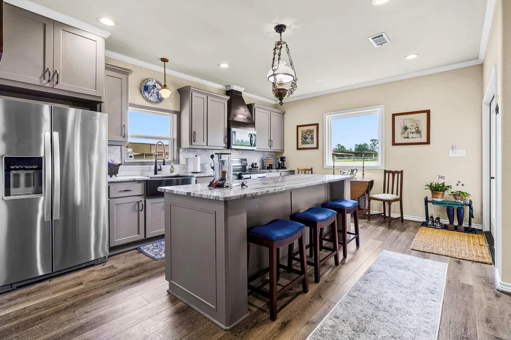 838 State Highway 150 New Waverly, TX 77358