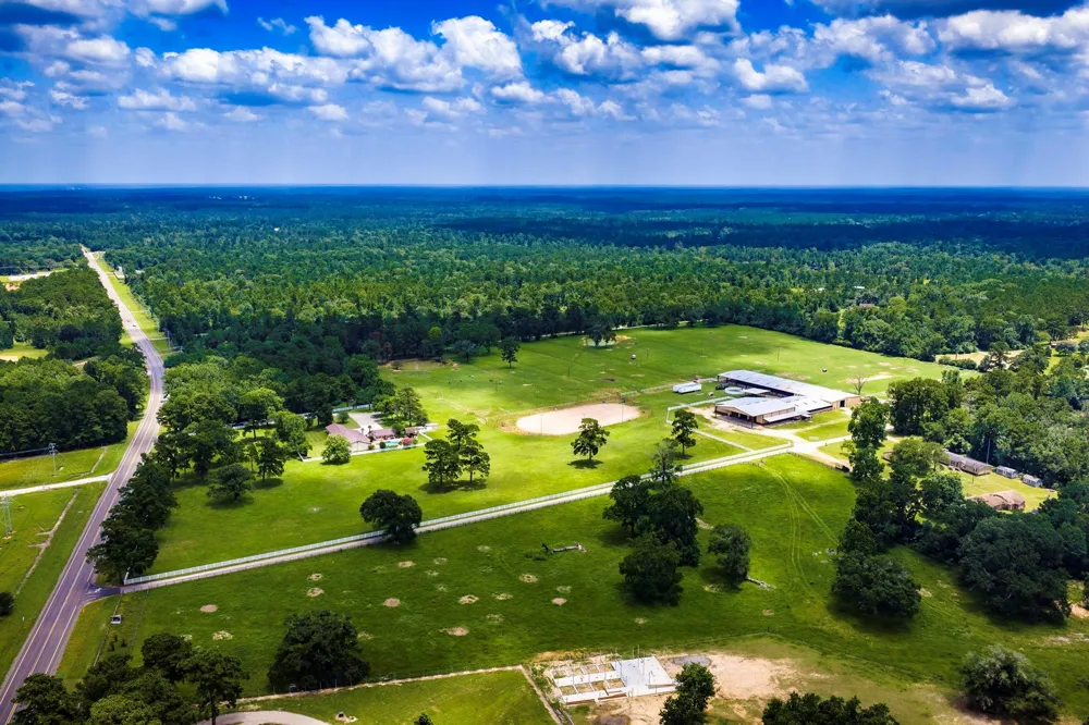 838 State Highway 150 New Waverly, TX 77358