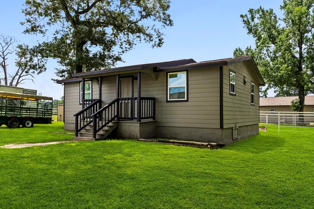 838 State Highway 150 New Waverly, TX 77358